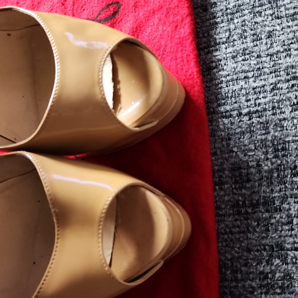 Christian Louboutin nude platforms - Picture 5 of 16